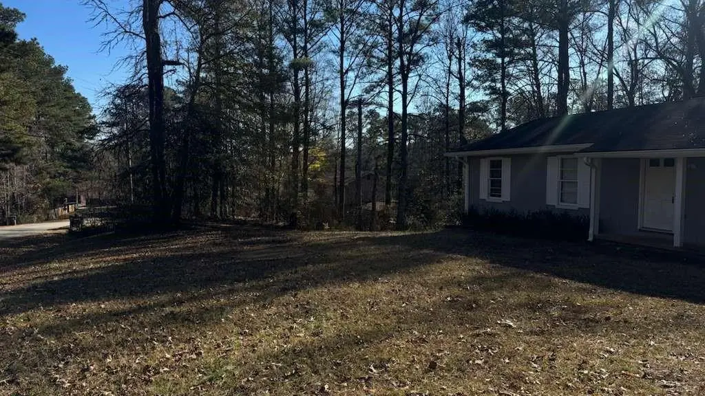 130 Taunton Rd