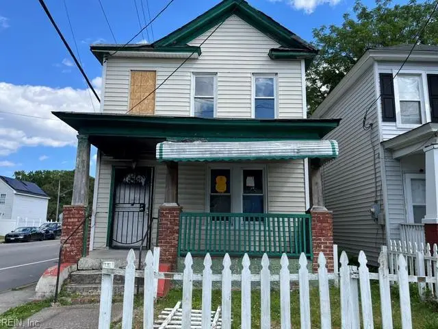 2432 Barre St