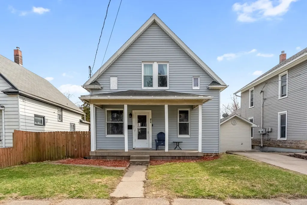 614 Monroe St