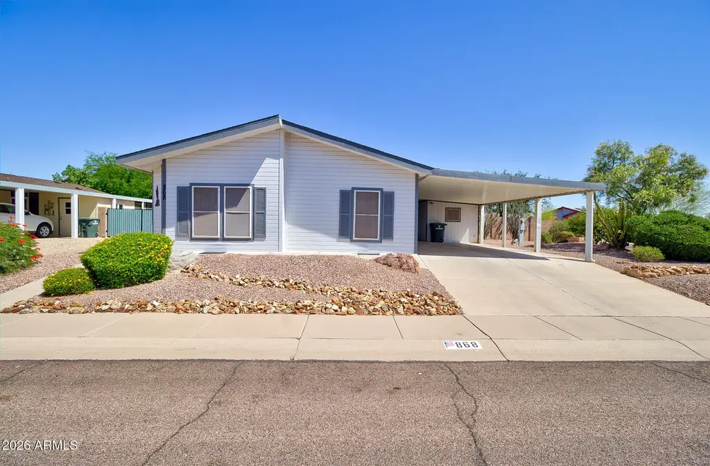 868 W Desert Sky Dr