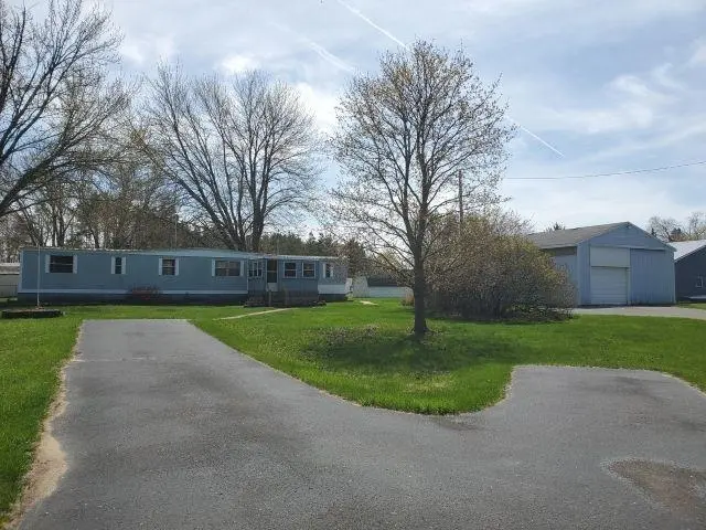 2890 Twin Lake Rd Lot : 68-69