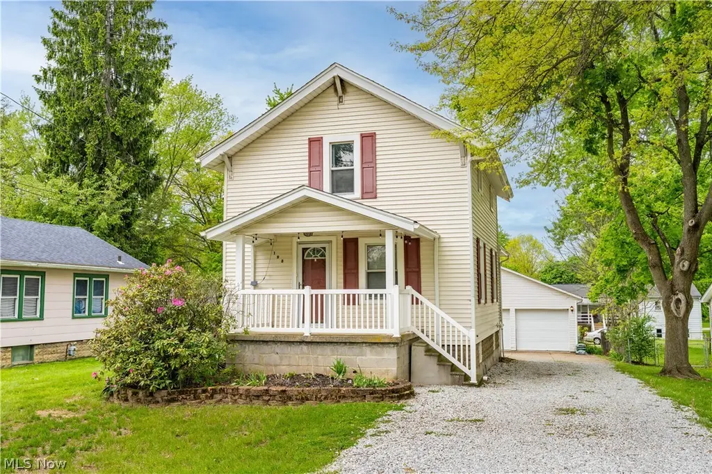 198 Stratford Ave