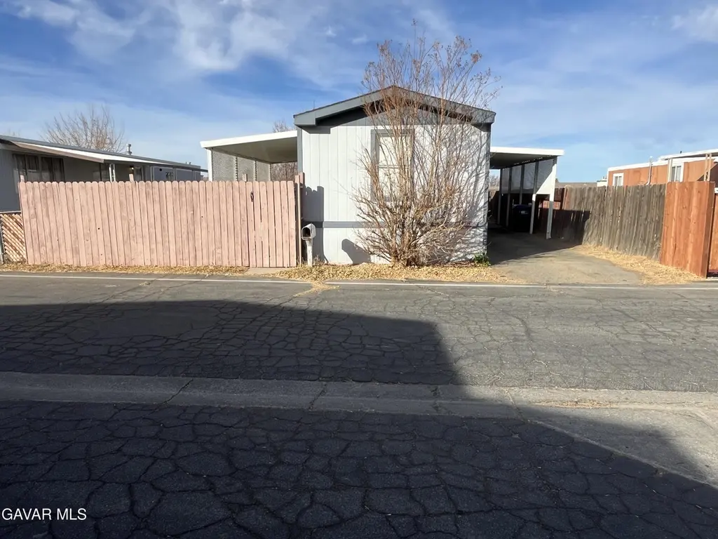 5711 W Columbia Way Spc 99
