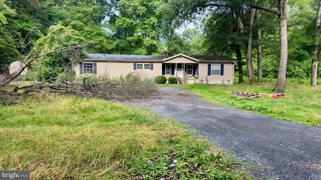 1331 Hollering Hill Rd