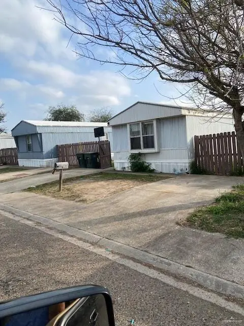 308 E Pino St
