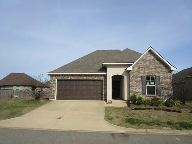 214 Fairhope Dr