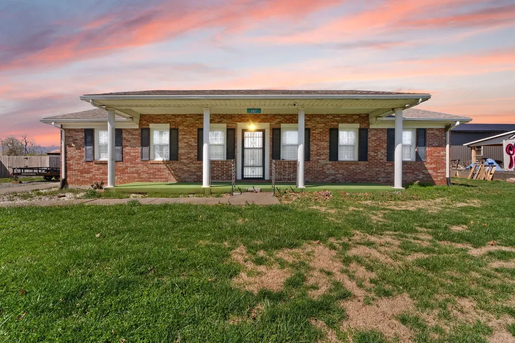 157 Estes Dr