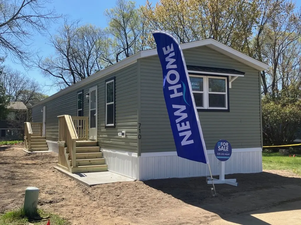 150 Highway 10 North Site #710