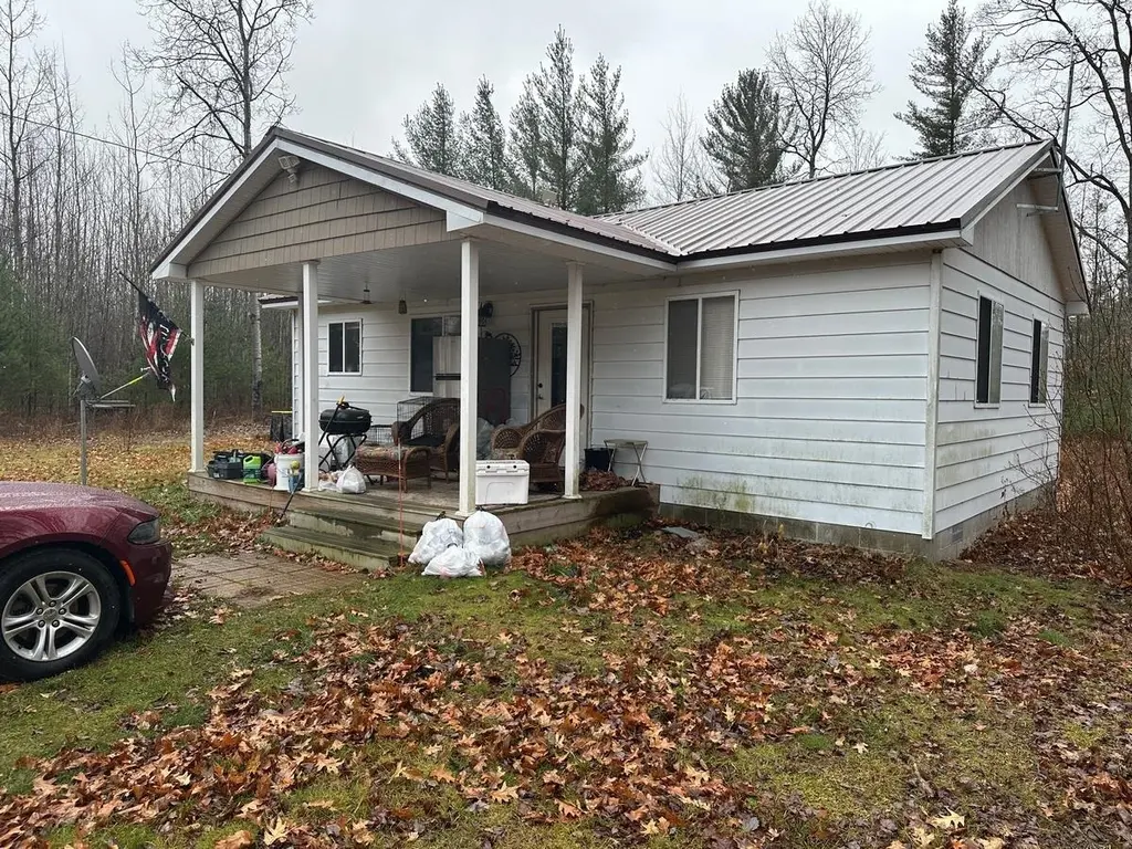 220 E Sanborn Rd