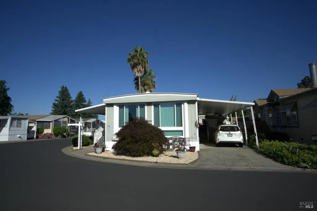 99 Plymouth Way