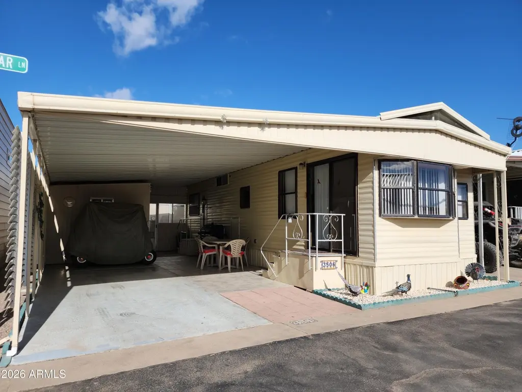 3506 N Prickley Pear Ln