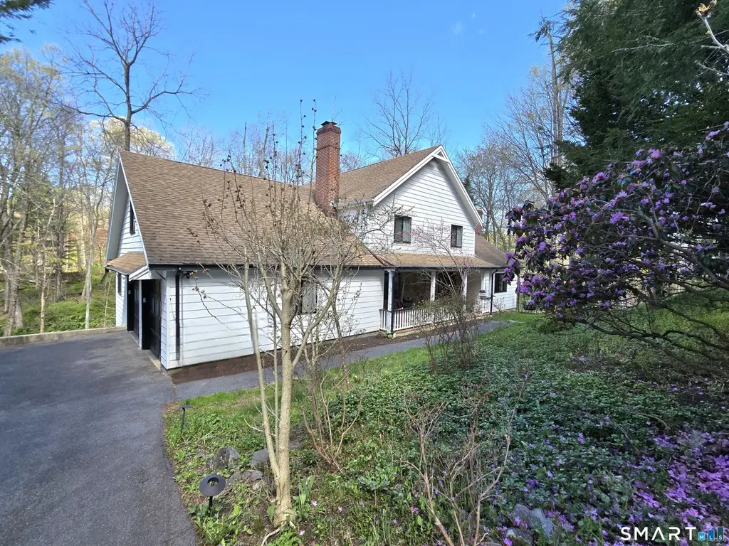 299 Redding Rd
