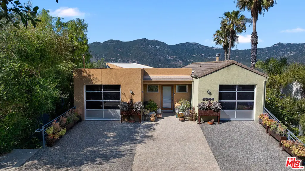2044 Corral Canyon Rd