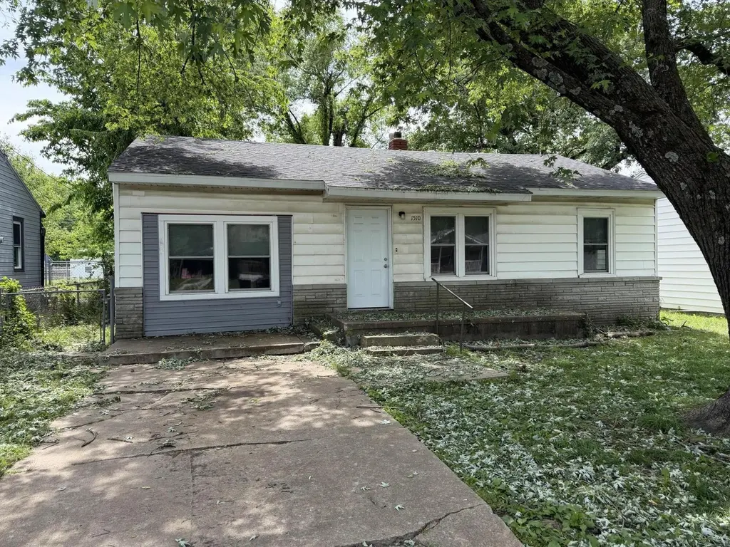1510 W Lynn St