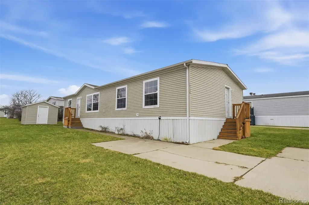 14138 E Tyler