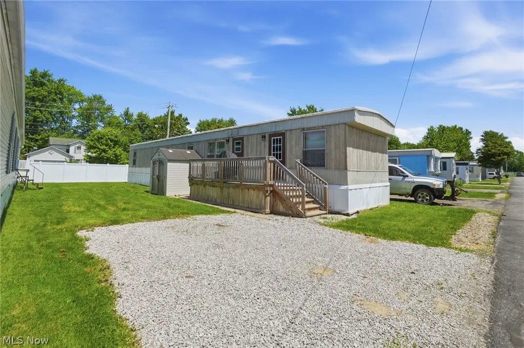 137 Marilyn Dr