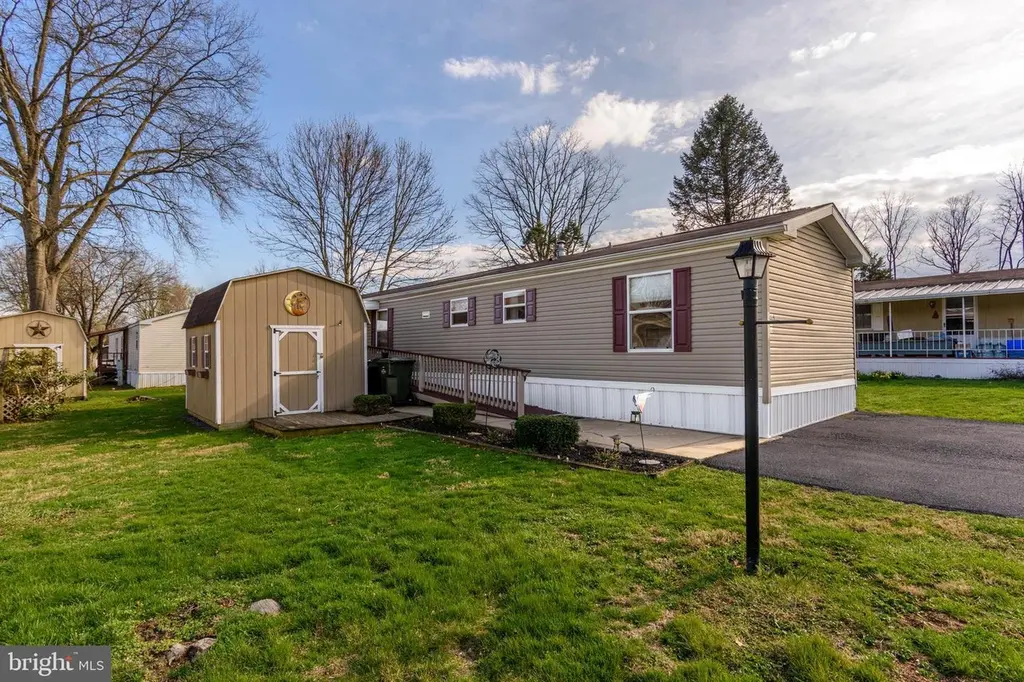 304 Raven Ct