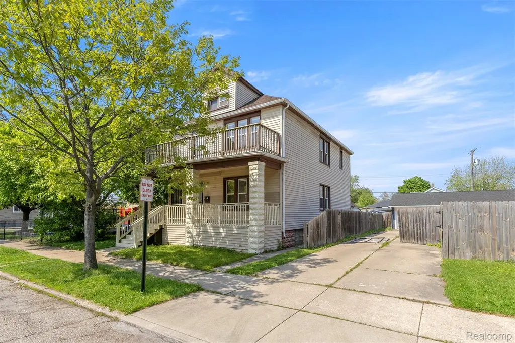 63 Stoner St