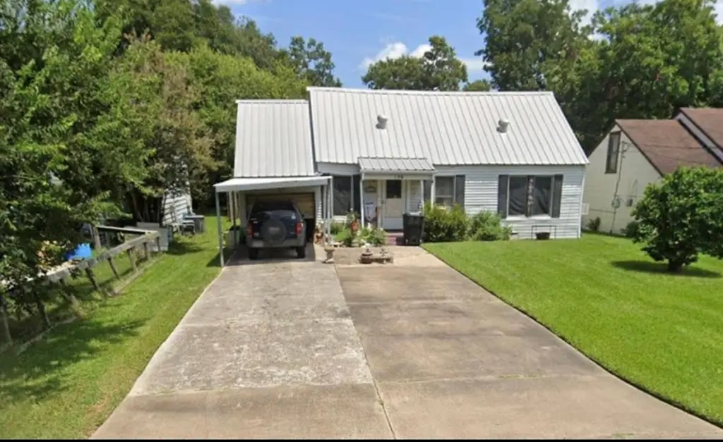 156 Hilldale Dr