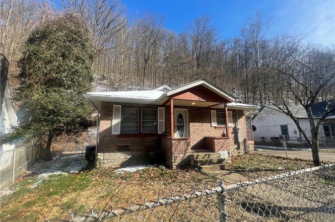 484 S Ruffner Rd