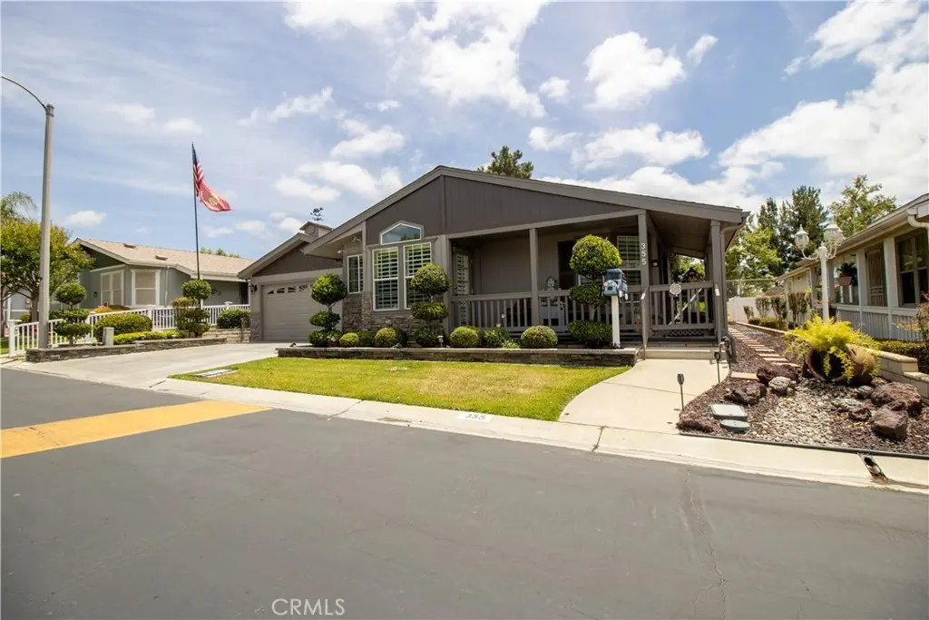10961 Desert Lawn Dr (355 Redwood) #355