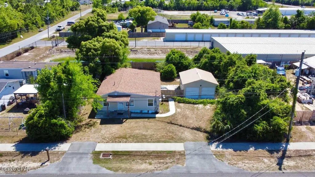 330 N Highway 22 A