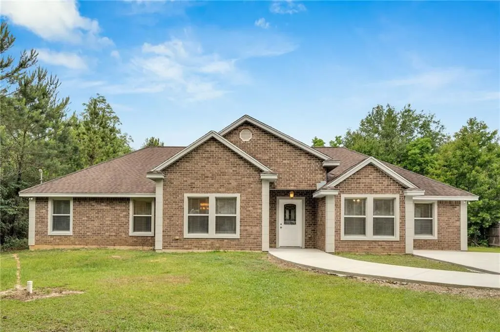 4306 Holly Dr