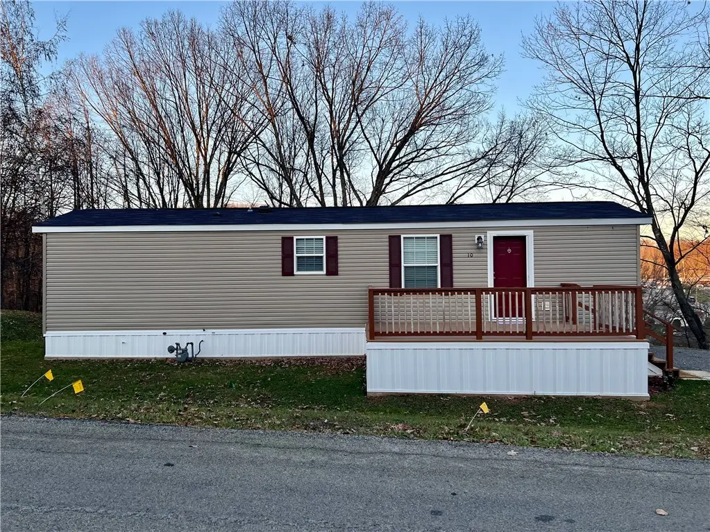 10 Skyline Dr