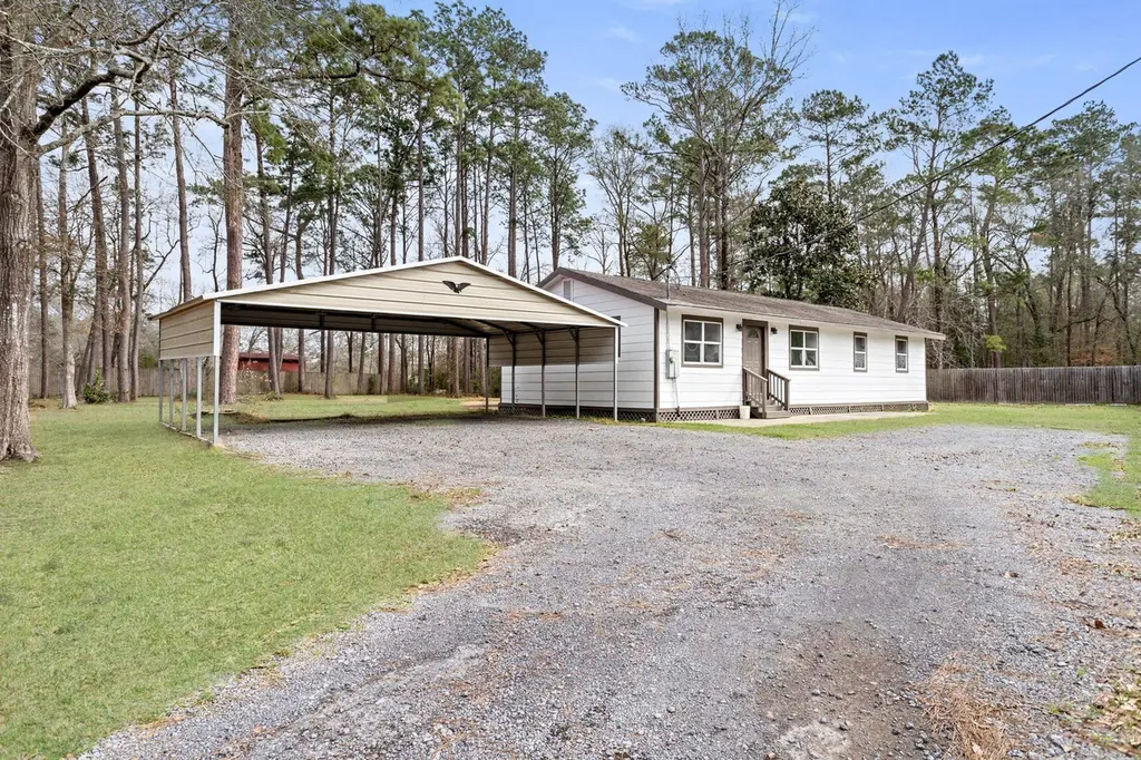 579 Jordan Dr