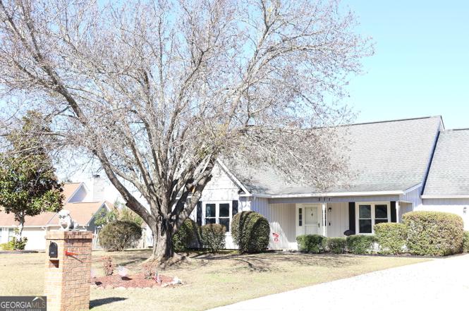511 Greenview Ct
