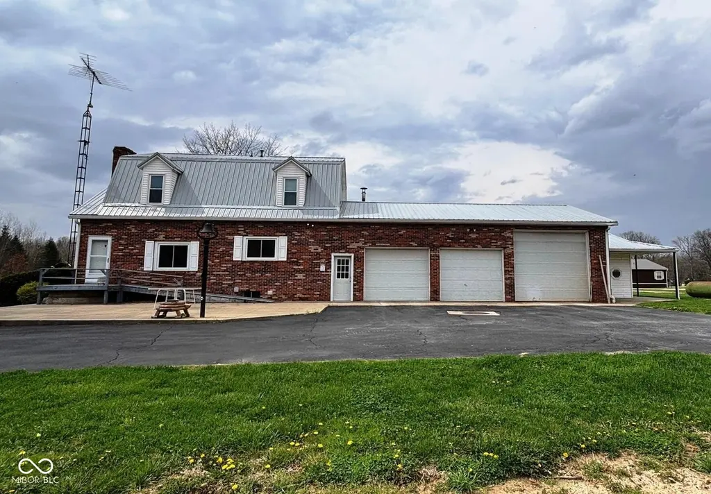 3840 E County Road 20 N