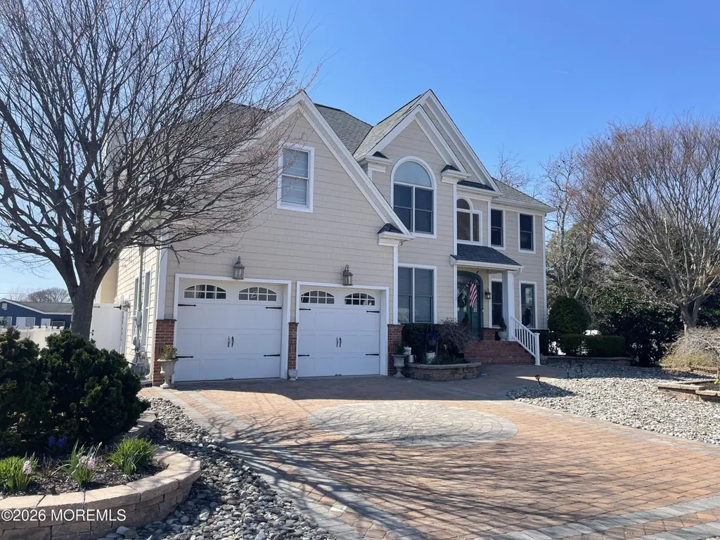 908 Shenandoah Dr