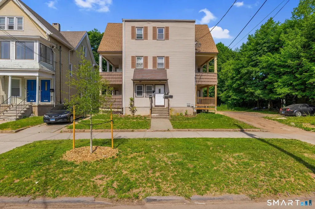 440 Dixwell Ave
