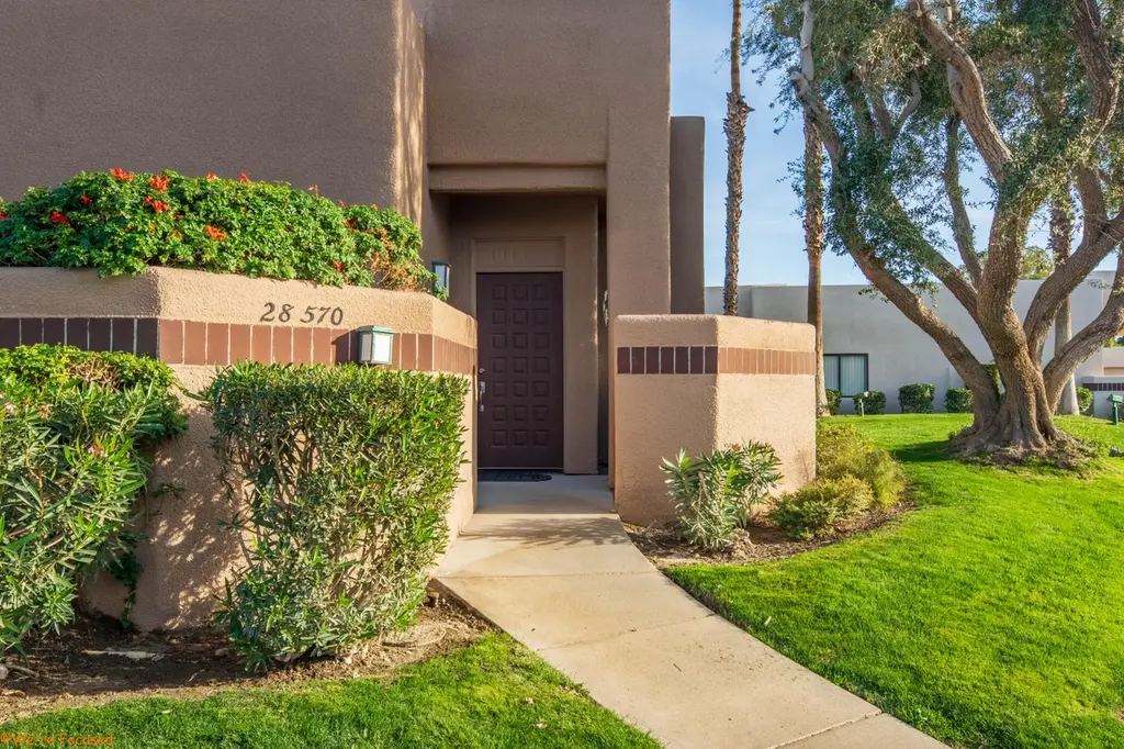 28570 W Natoma Dr