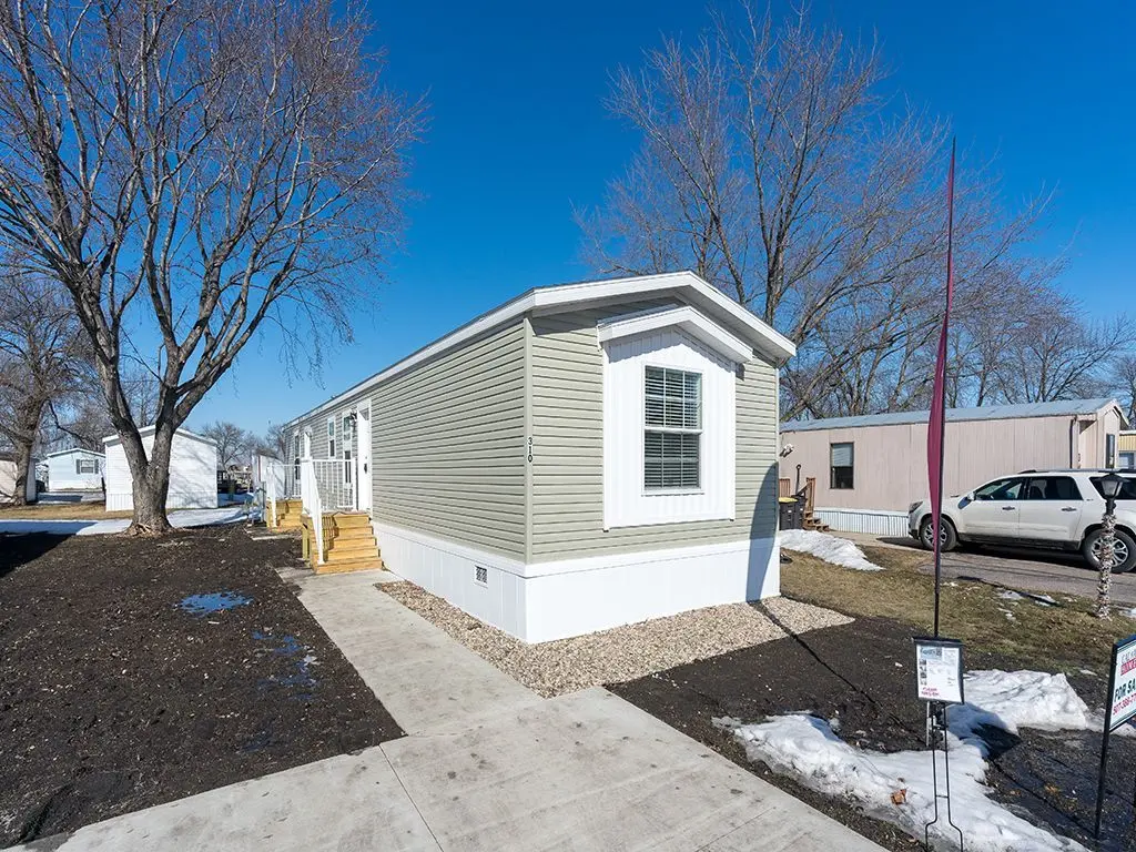 Single Story 3DR 2BA - 1672-206 Plan