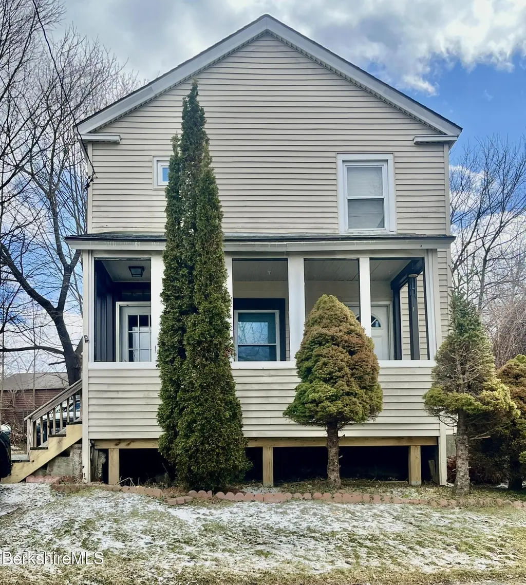 15 High St