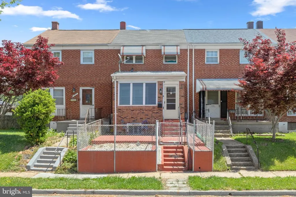 1569 Williams Ave