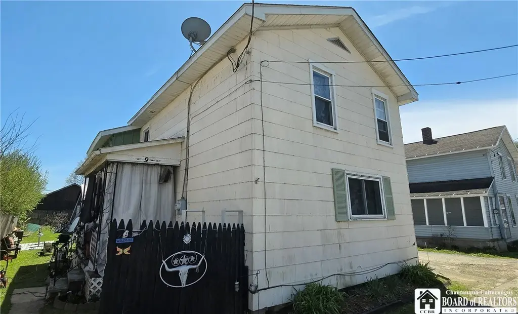 9 Colwell St