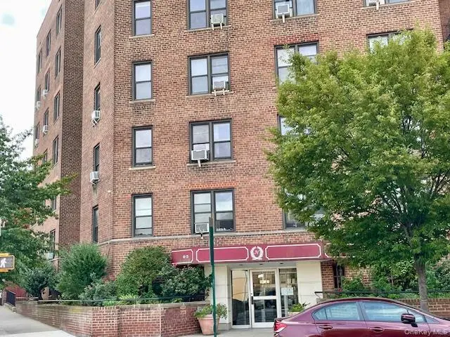 48-21 40th St Unit 4B