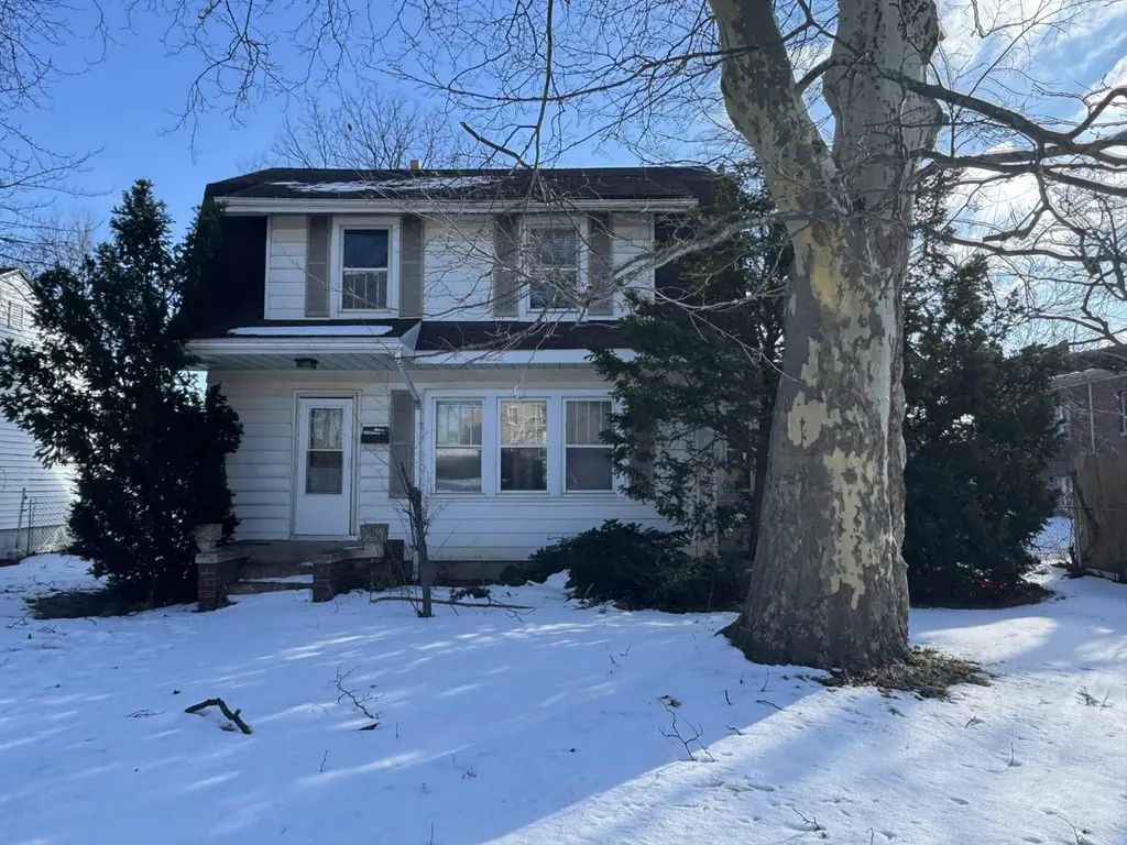 111 N Calumet Ave