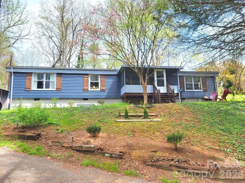 41 W Skyland Cir