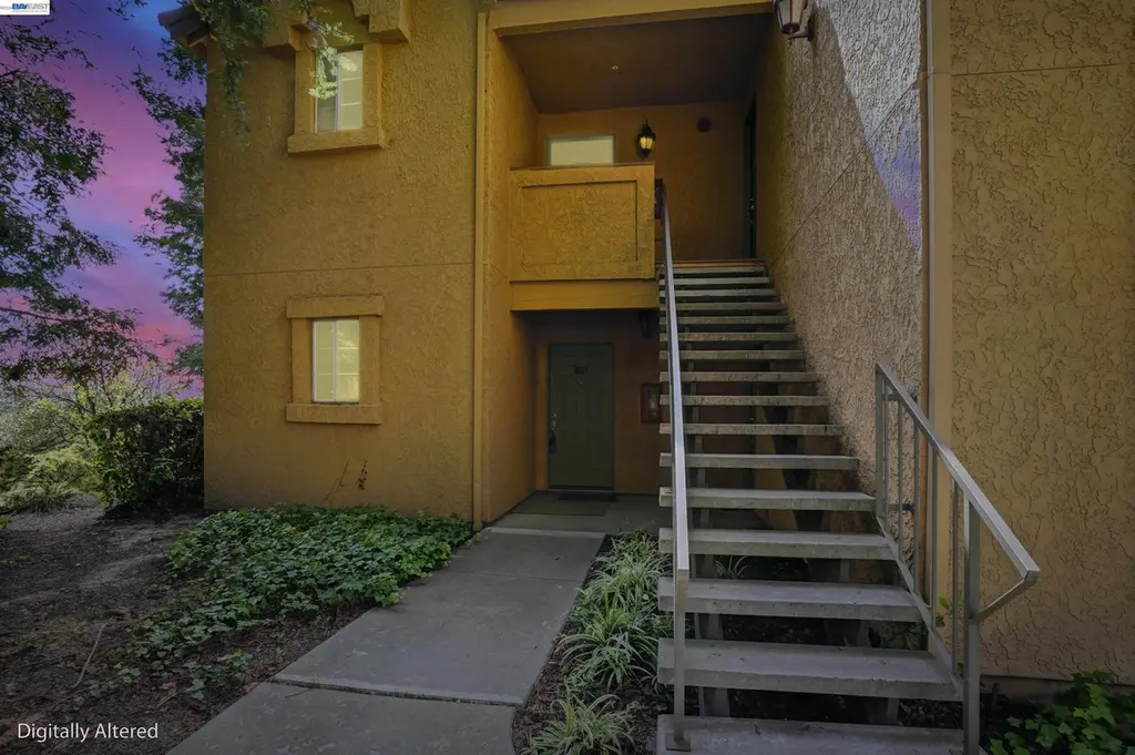 735 Watson Canyon Ct #218