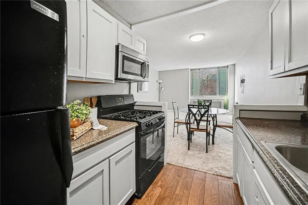 600 E 8th St Unit 4N