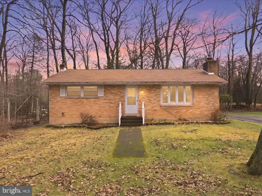 112 Pin Oak Ln