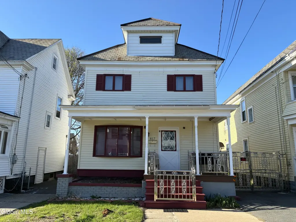 817 Holland Rd