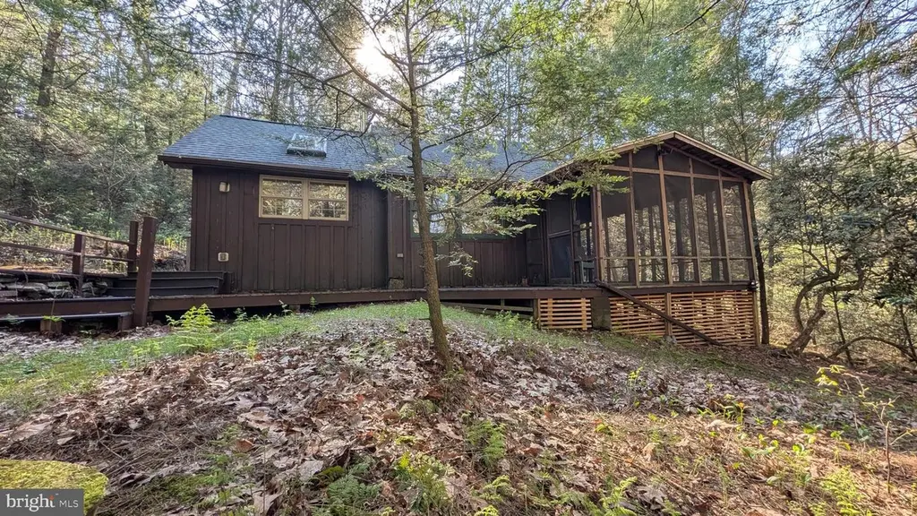 203 Corner Rd