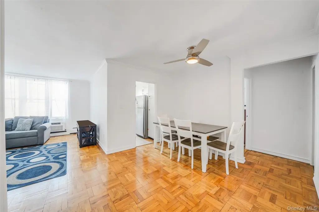 60 Hempstead Ave Unit 1O