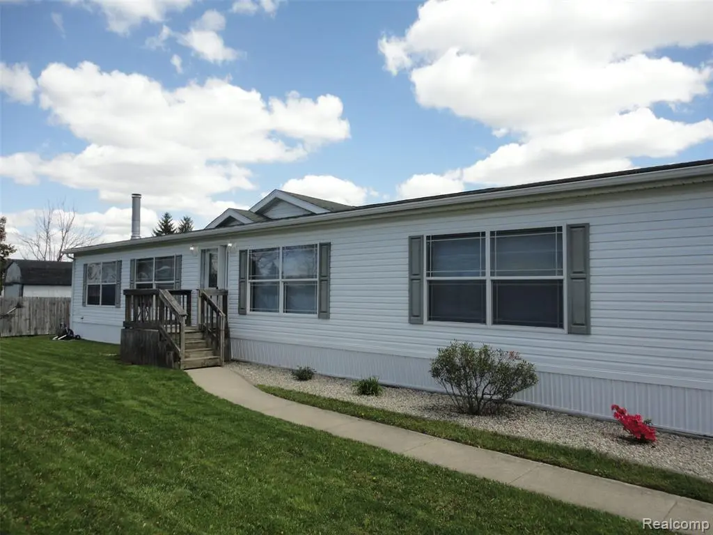 339 Blossom Circle Cir