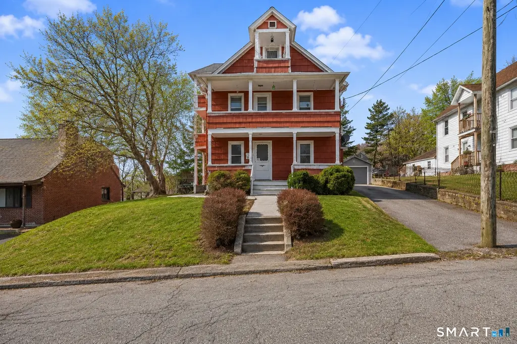 153 Funston Ave