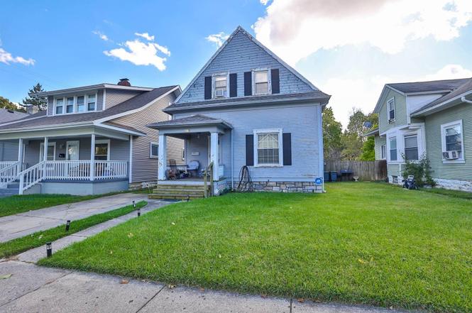 209 W Liberty St